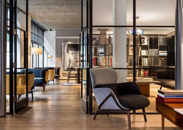 Radisson Blu , London Mercer StreetBoutique Hotel